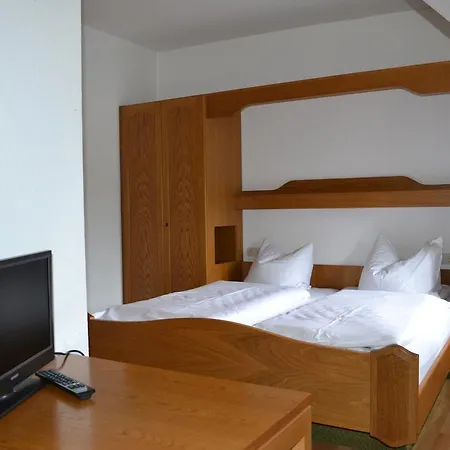 Zur Krone 3* Weisenbach