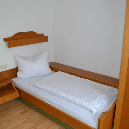 Zur Krone Weisenbach