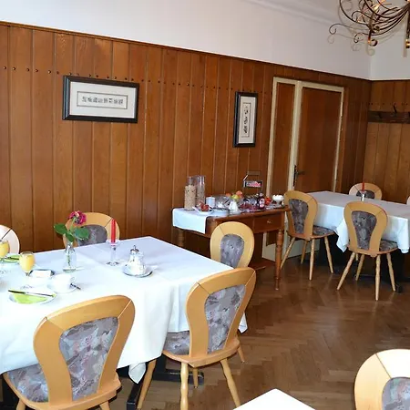 Zur Krone Estalagem 3*